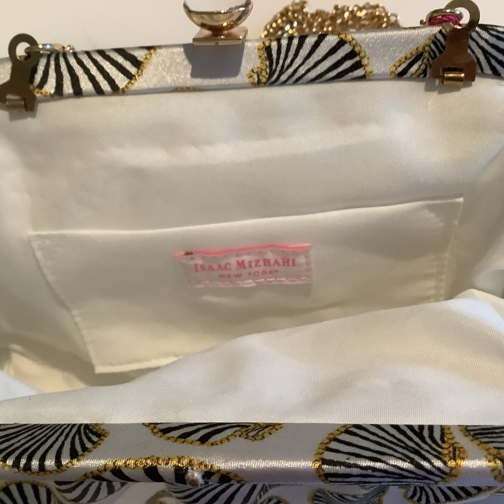 Isaac Mizrahi Seashell Crossbody Clutch Bag New - Picture 4 of 4